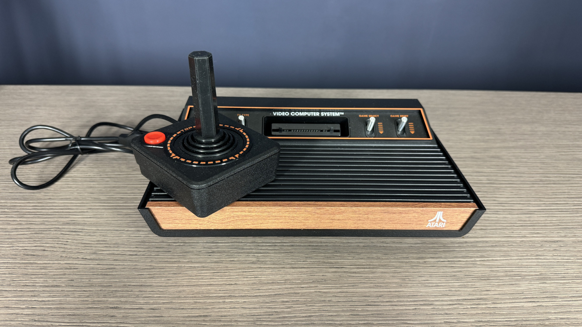 Atari 2600+ | Recensione - Il retrogame nudo e crudo - Tom's Hardware