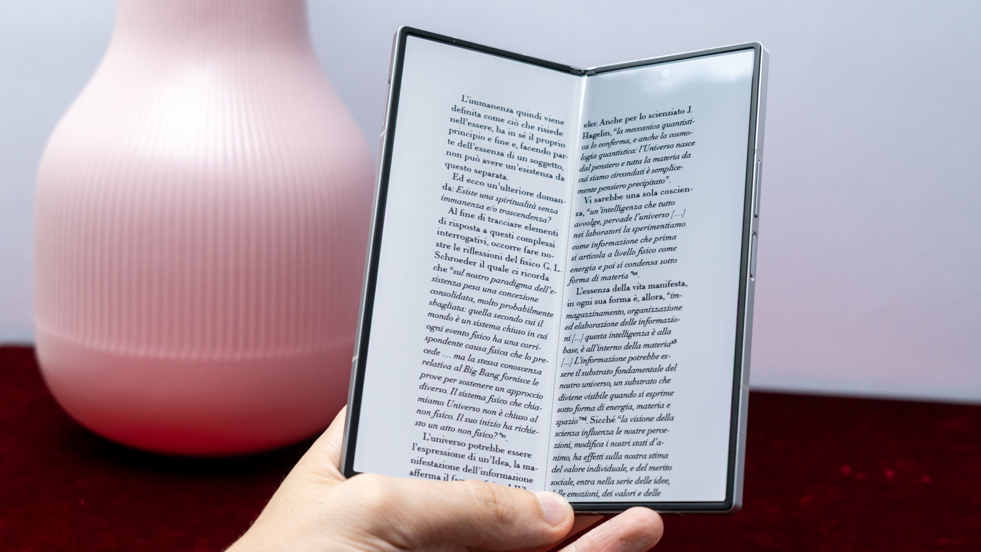 Non solo più sottile, Galaxy Z Fold7 avrà anche display più grande e cornici ridotte