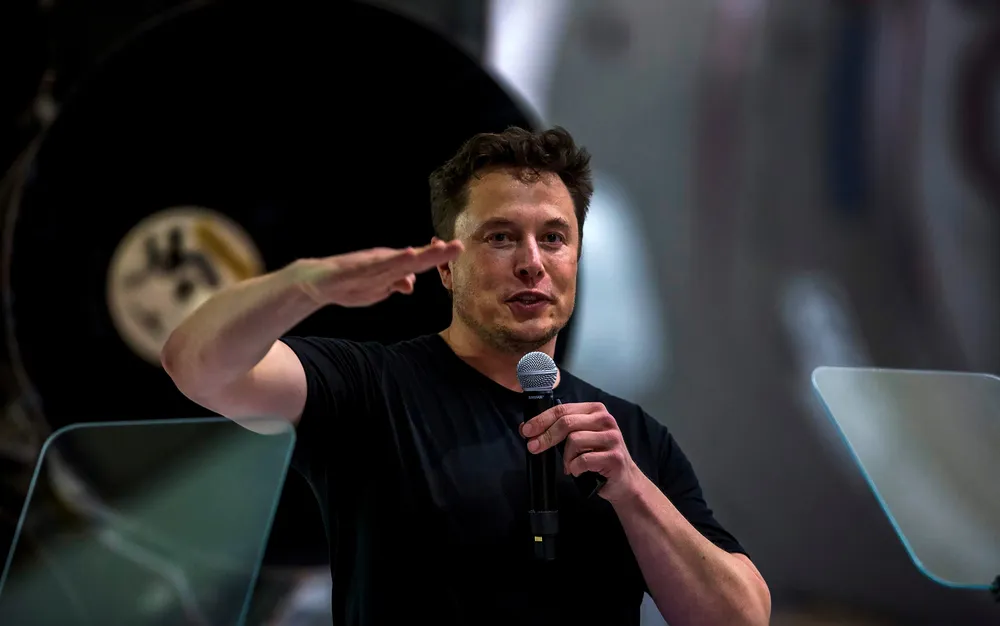 Il declino d'immagine Tesla: unico brand EV in negativo