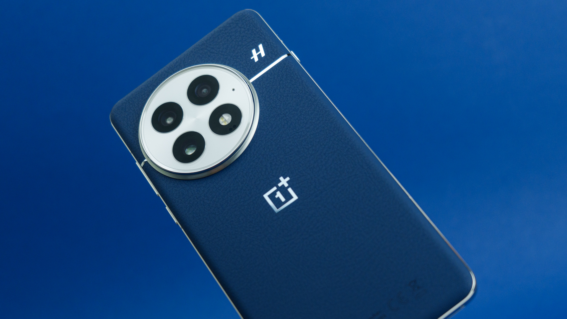 OnePlus 13 è eccezionale, dovrebbe spaventare la concorrenza ...