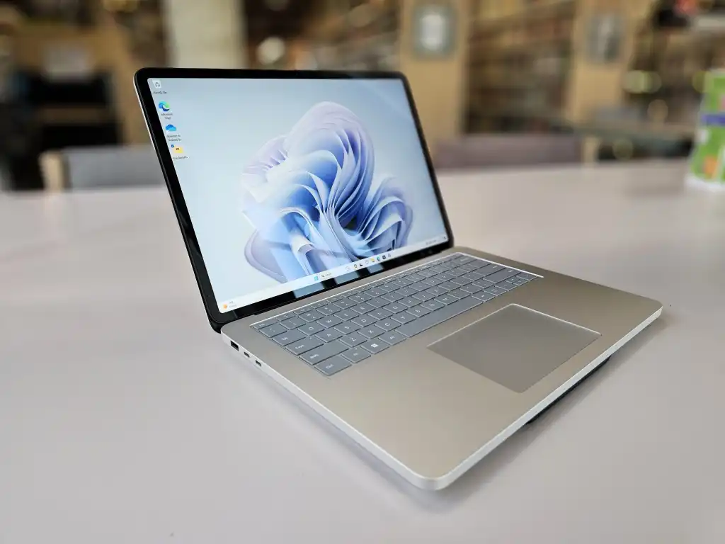 Surface Laptop Studio 2: la fine di una linea innovativa
