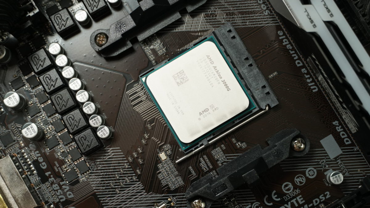 Processore AMD Athlon 3000G, 3,5 GHz, 4 MB L3, Versione Tray, Senza Ventola, Testato E Funzionante