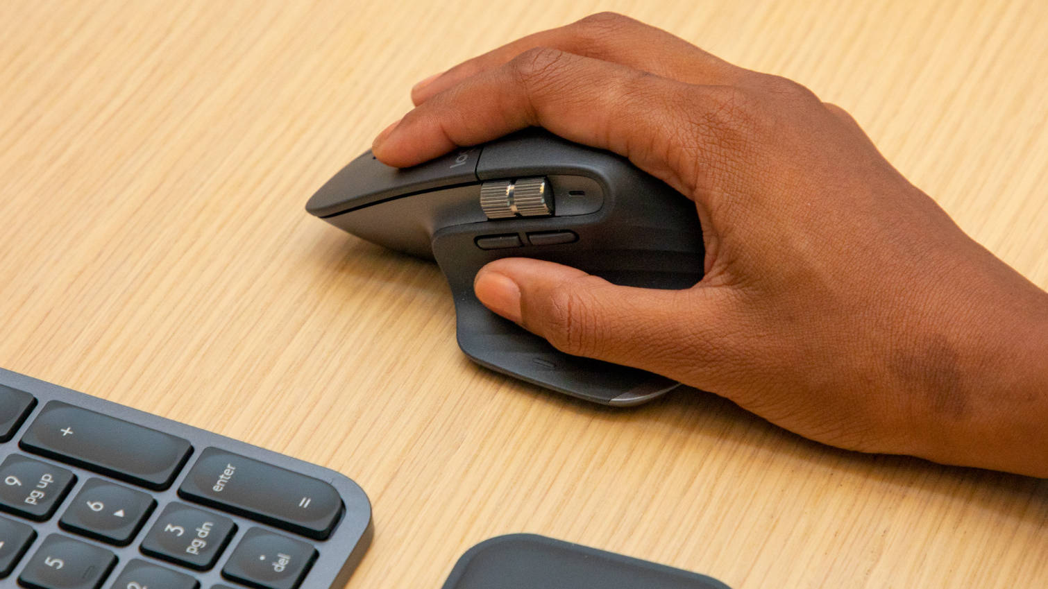 Ora si possono controllare due PC Windows con un solo mouse - Tom's ...