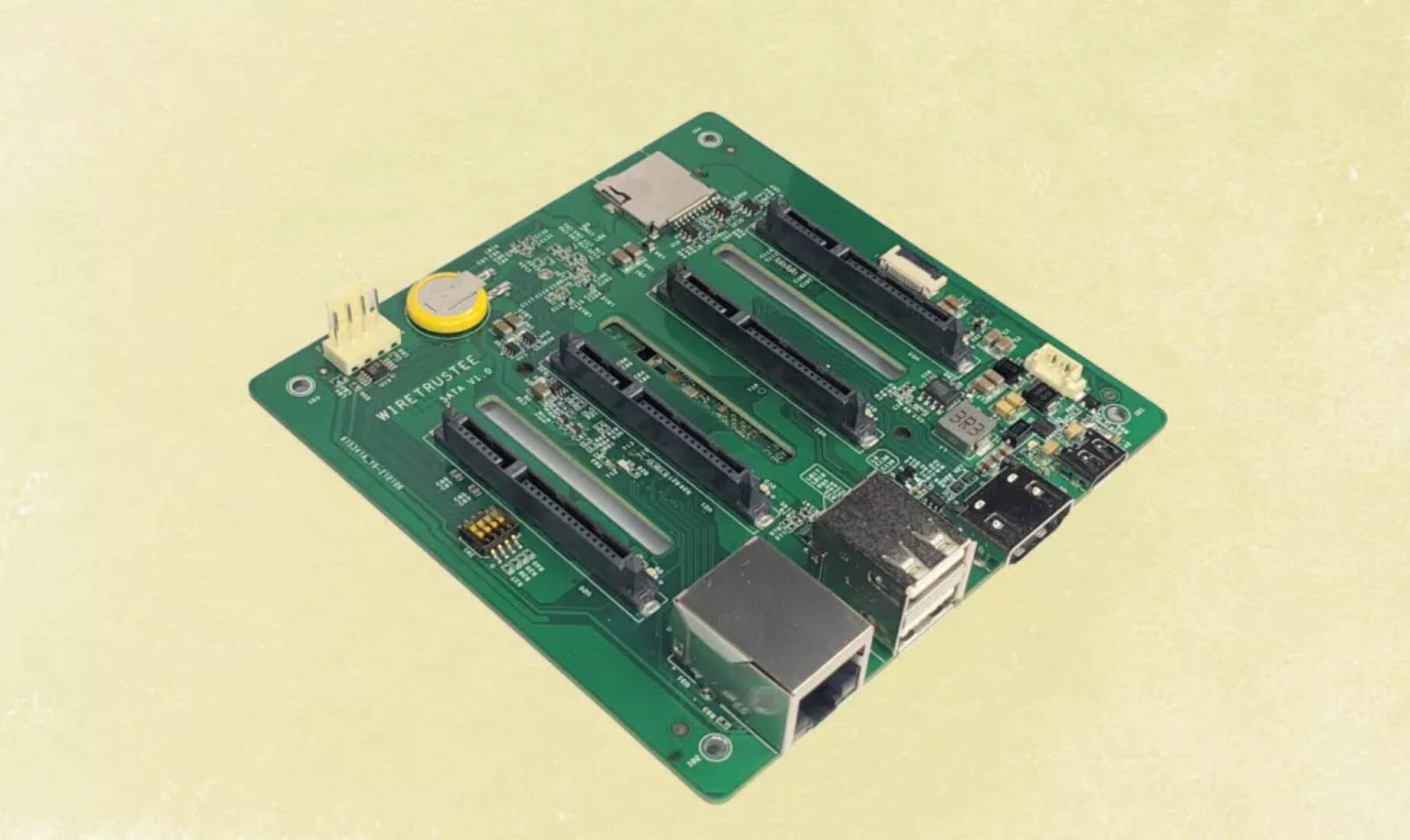 Raspberry Pi Compute Module 4 diventa un NAS con questo progetto - Tom ...