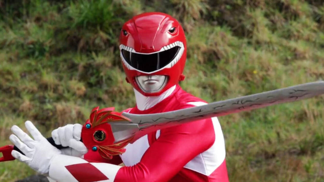 Power Rangers: in arrivo la Replica della spada del Red Ranger - Tom's ...