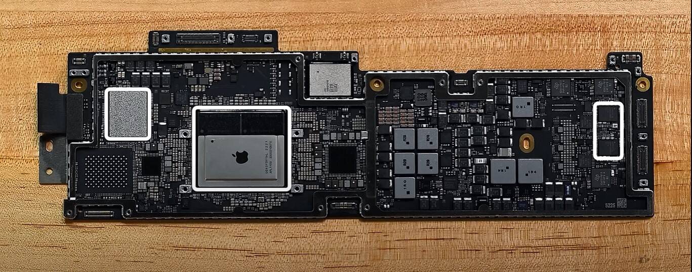 Ricambio Per Macbook Pro A2338 Retina Display Montaggio Tardo 2020